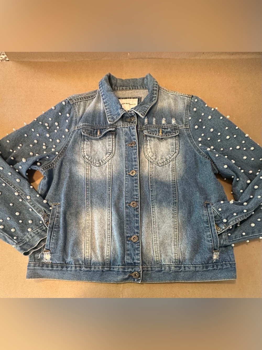 THE STYLE BETWEEN US LARGE DENIM JEAN JACKET EMBELLISHED W/ PEARLS DESTROYED